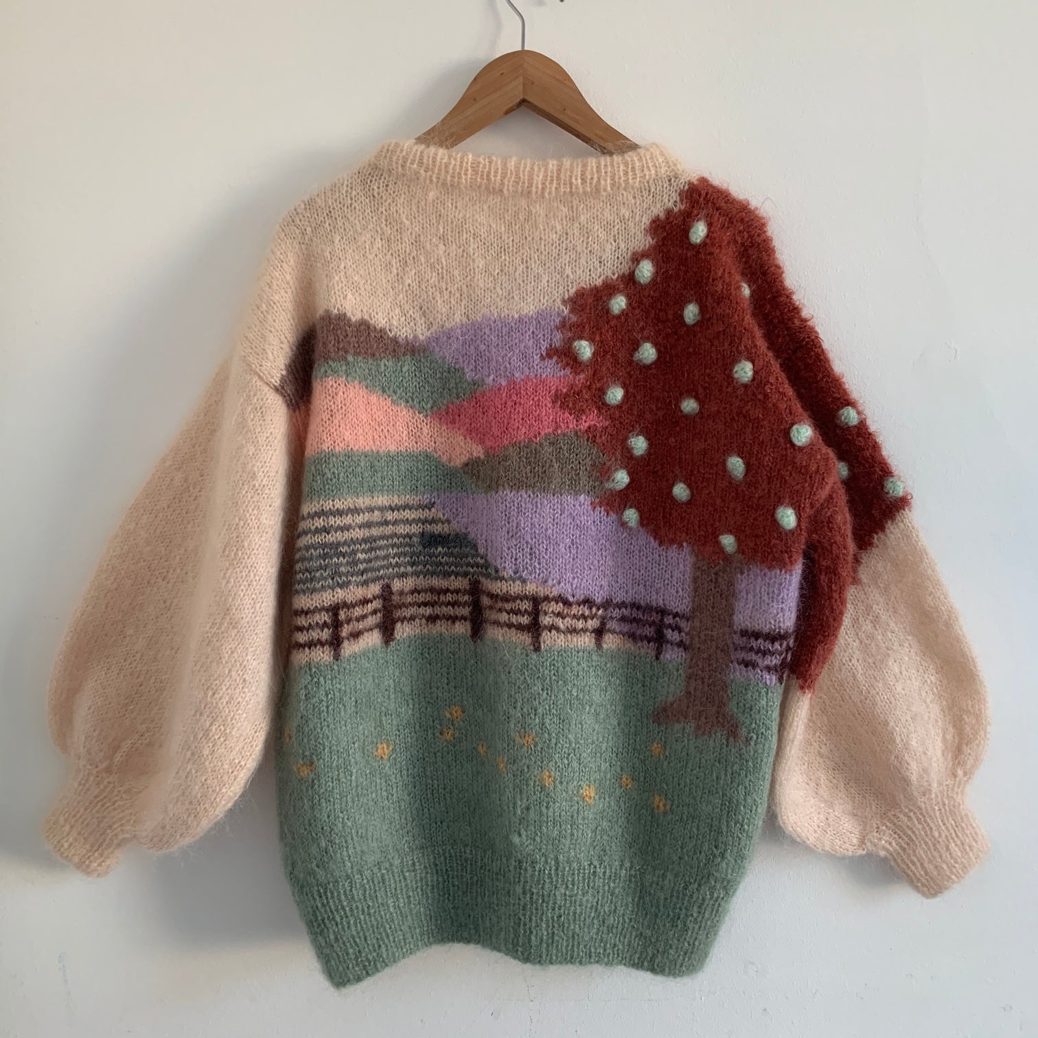 Vintage Hand Knit - Blush Farm Scene – MaisonM